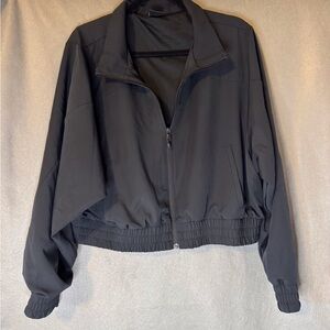 Under Armour Women's Black Utility Jacket. Excellent Condition.